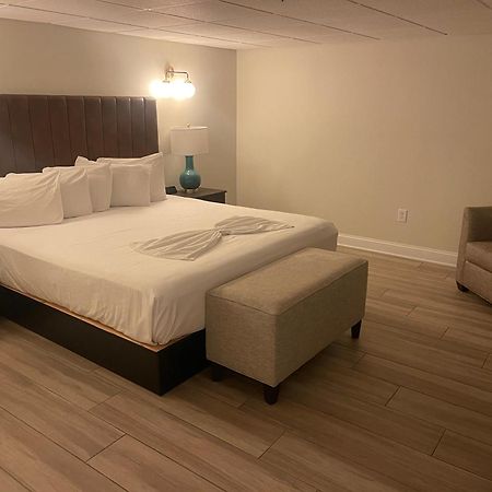 Montego Bay Resort Норт Уайлдууд Екстериор снимка
